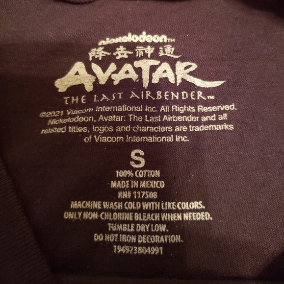 Avatar The Last Airbender T-Shirt - Picture 3 of 3